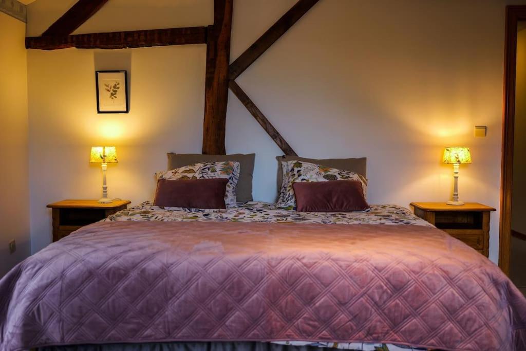 Gite La Dame Au Lit Gite A La Ferme Momignies 外观 照片